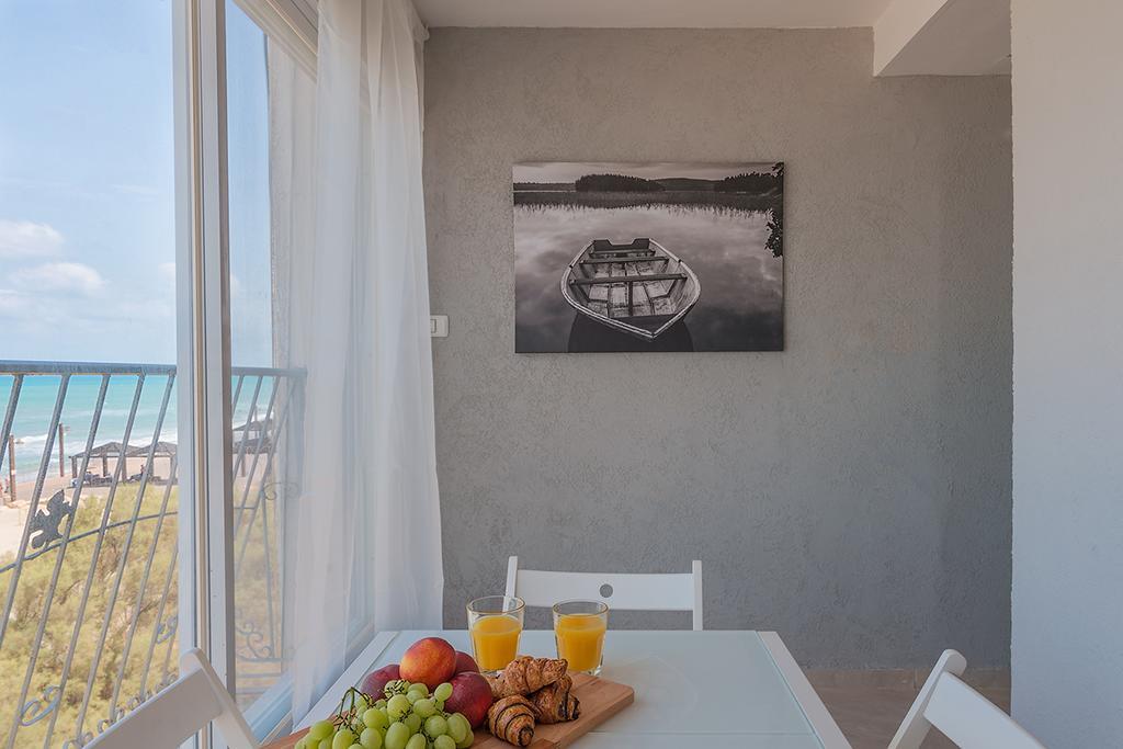 Dream On The Beach Haifa Esterno foto