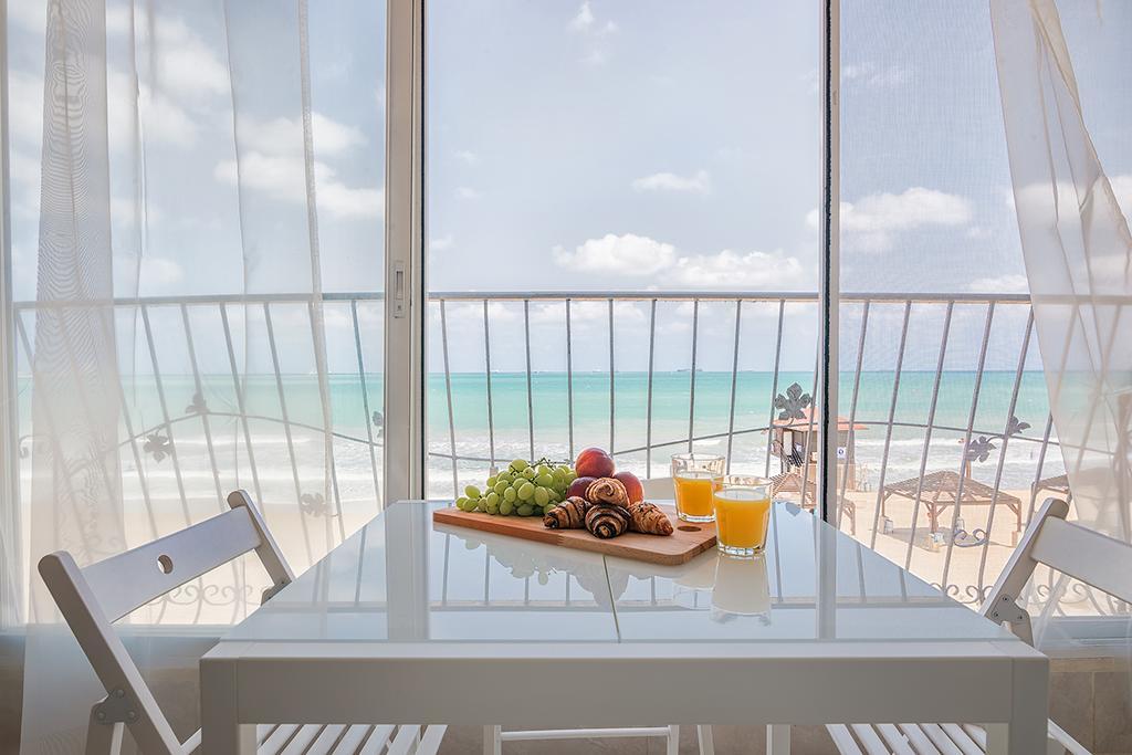 Dream On The Beach Haifa Esterno foto
